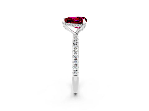 White gold Heart Cut Diamond Solitaire Ring with Four-Prong Setting and Pavé Band_2