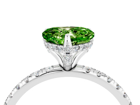 White gold Heart Cut Diamond Solitaire Ring with Four-Prong Setting and Pavé Band_4