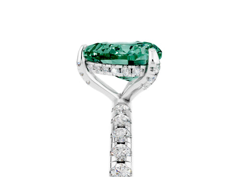 White gold Heart Cut Diamond Solitaire Ring with Four-Prong Setting and Pavé Band_5