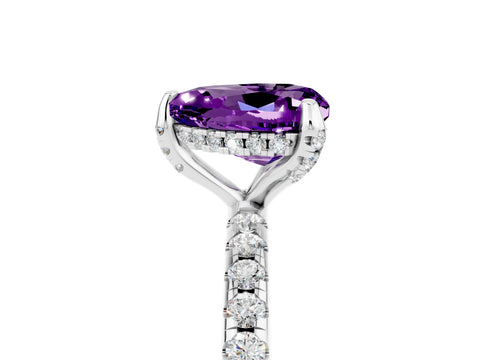 White gold Heart Cut Diamond Solitaire Ring with Four-Prong Setting and Pavé Band_5