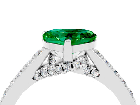 White gold Heart Cut Diamond Solitaire Ring with Pavé Band and Prong Setting_4