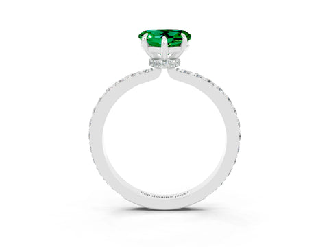 White gold Heart Cut Emerald Ring with Pavé Band and Four-Prong Setting_3