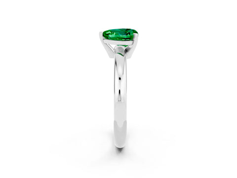 White gold Heart Cut Emerald Solitaire Engagement Ring with Round Band and Four-Prong Setting_2