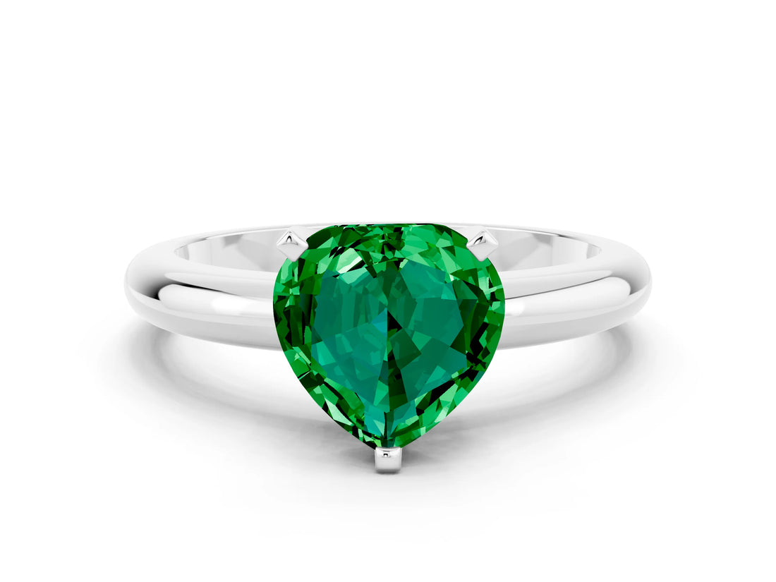 White gold Heart Cut Emerald Solitaire Engagement Ring with Round Band and Four-Prong Setting