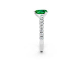 White gold Heart Cut Emerald Solitaire Pavé Engagement Ring with Round Band and Prong Setting_80