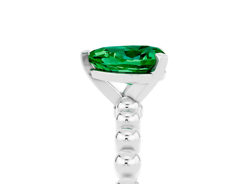 White gold Heart Cut Emerald Solitaire Ring with Beaded Band and Prong Setting_17