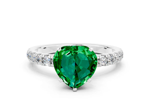White gold Heart Cut Emerald Solitaire Ring with Pavé Accents and Four-Prong Setting