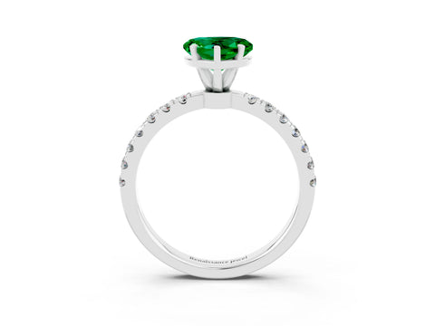 White gold Heart Cut Emerald Solitaire Ring with Pavé Accents and Four-Prong Setting_3