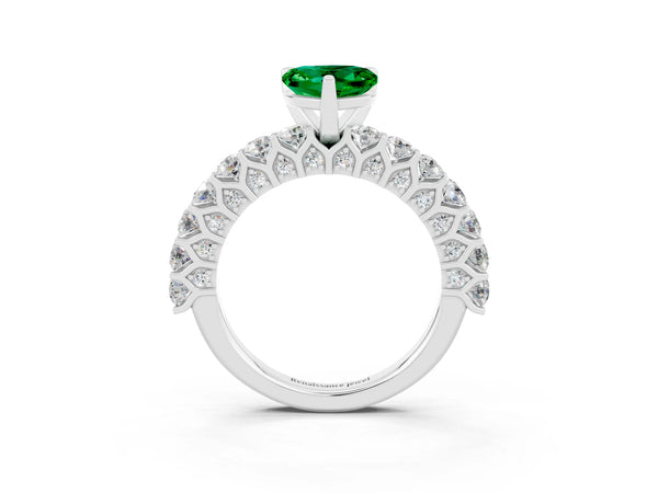 White gold Heart Cut Emerald Solitaire Ring with Shared Prong Pavé Band and Four-Prong Setting