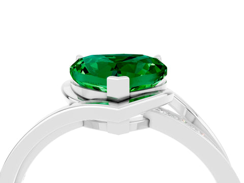 White gold Heart Cut Emerald Solitaire Ring with Split Shank and Prong Setting_4