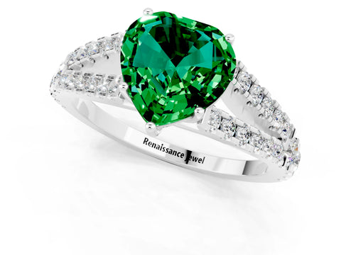 White gold Heart Cut Emerald Split Shank Pavé Engagement Ring with Four-Prong Setting_13