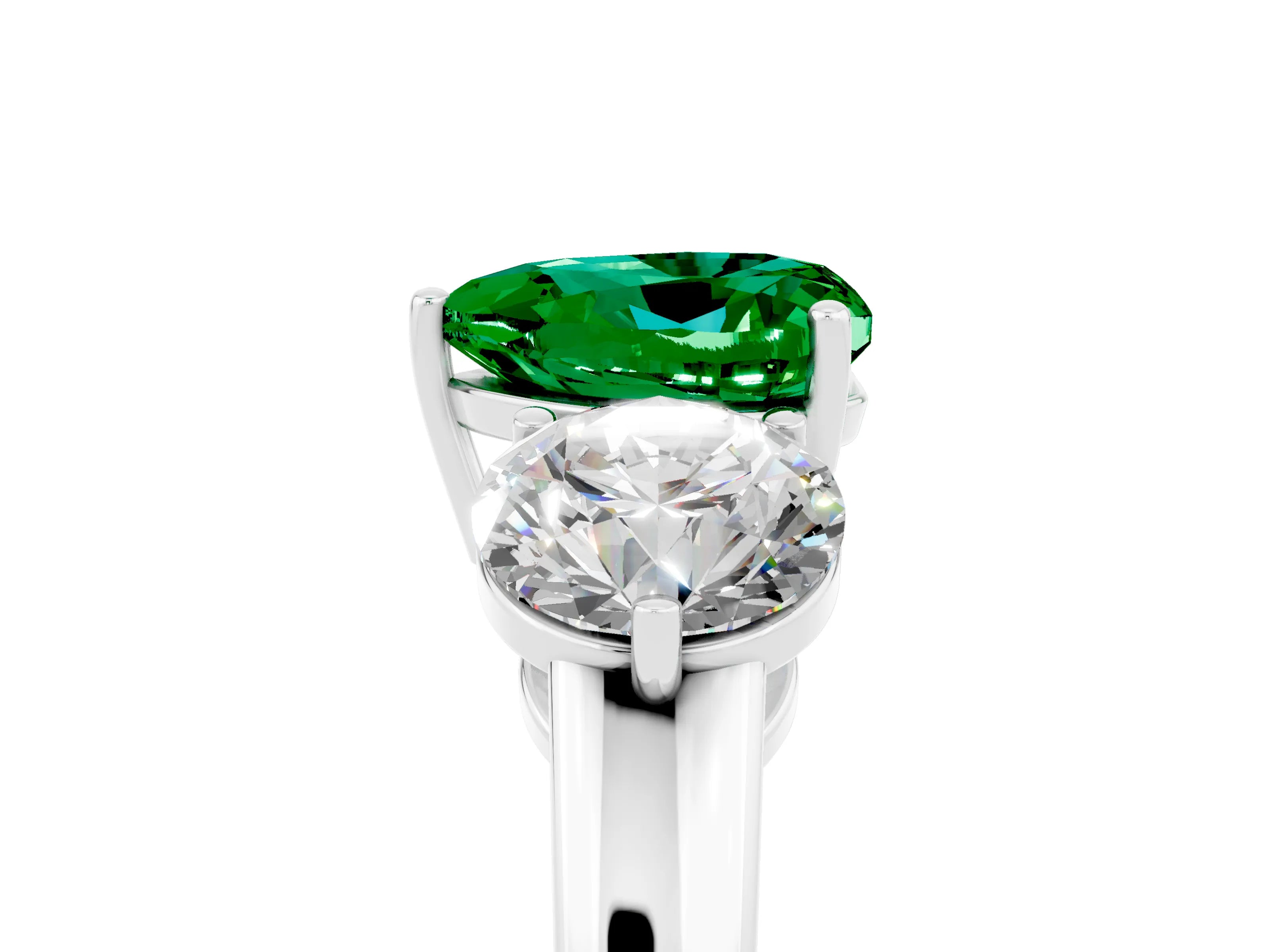 White gold Heart Cut Emerald Three-Stone Ring with Prong Setting and Classic Band_5