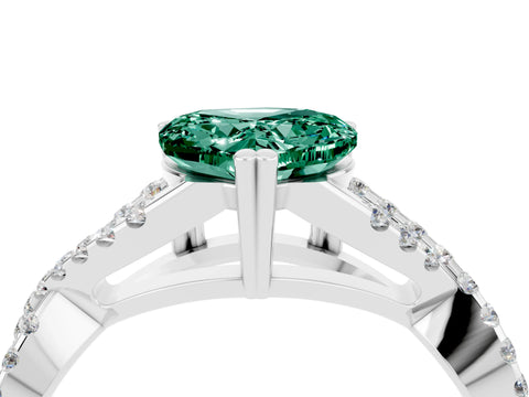 White gold Heart Cut Green Sapphire Solitaire Ring with Four-Prong Setting and Twisted Pavé Band_4