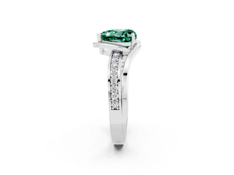 White gold Heart Cut Green Sapphire Solitaire Ring with Split Shank and Prong Setting_2