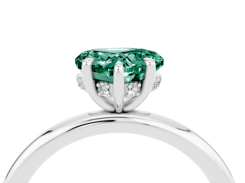 White gold Heart Cut Green Sapphire Solitaire Ring with Thin Band and Four-Prong Setting_4