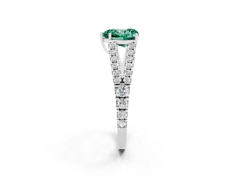 White gold Heart Cut Green Sapphire Split Shank Pavé Engagement Ring with Four-Prong Setting_14