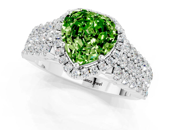 White gold Heart Cut Halo Pavé Diamond Engagement Ring with Split Shank and Four-Prong Setting