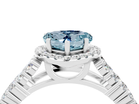 White gold Heart Cut Halo Pavé Diamond Engagement Ring with Split Shank and Four-Prong Setting_4