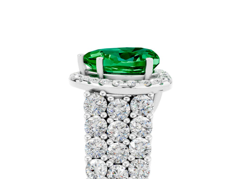 White gold Heart Cut Halo Pavé Diamond Engagement Ring with Split Shank and Four-Prong Setting_5