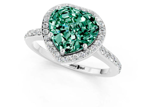White gold Heart Cut Halo Round Diamond Pavé Band with Four-Prong Setting_1