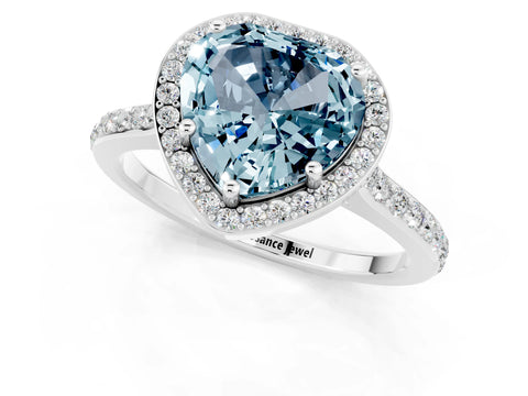 White gold Heart Cut Halo Round Diamond Pavé Band with Four-Prong Setting_1