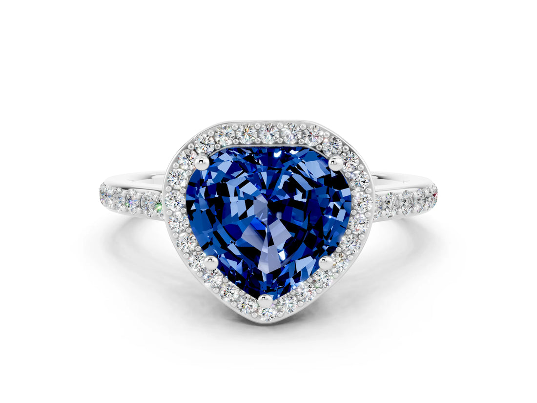 White gold Heart Cut Halo Round Diamond Pavé Band with Four-Prong Setting