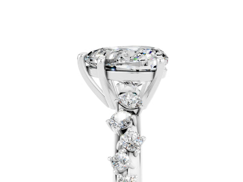 White gold Heart Cut Moissanite Cluster Side Stone Solitaire Ring with Prong Setting_59