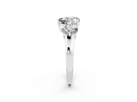 White gold Heart Cut Moissanite Three-Stone Ring with Prong Setting and Classic Band_2