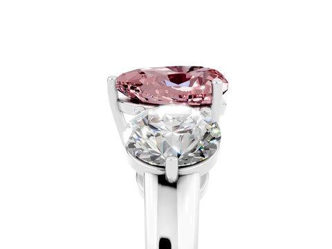 White gold Heart Cut Morganite Three-Stone Ring with Prong Setting and Classic Band_5
