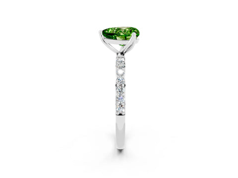 White gold Heart Cut Peridot Solitaire Engagement Ring with Pavé Band and Prong Setting_2
