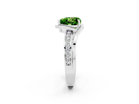 White gold Heart Cut Peridot Solitaire Ring with Split Shank and Prong Setting_2