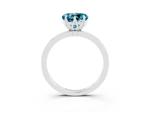 White gold Heart Cut Solitaire Diamond Ring with Thin Band and Four-Prong Setting_3