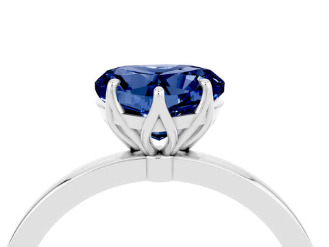 White gold Heart Cut Solitaire Diamond Ring with Thin Band and Four-Prong Setting_4