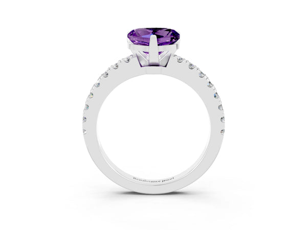 Platinum Heart Cut Solitaire Amethyst with Pavé Band and Four-Prong Setting
