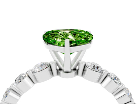 White gold Heart Cut Solitaire Peridot Ring with Pave Band and Four-Prong Setting_4