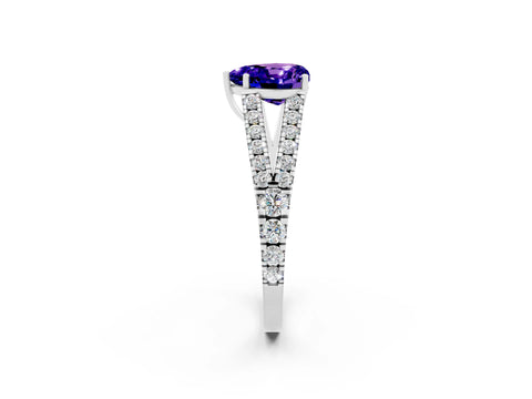 White gold Heart Cut Tanzanite Split Shank Pavé Engagement Ring with Four-Prong Setting_14