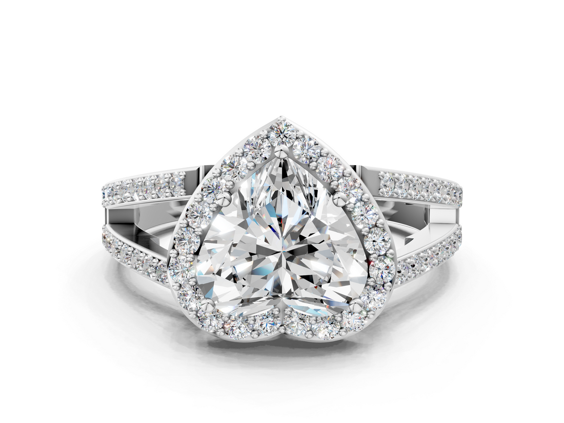 White gold Heart Halo Split Shank Diamond Ring with Four-Prong Setting_36