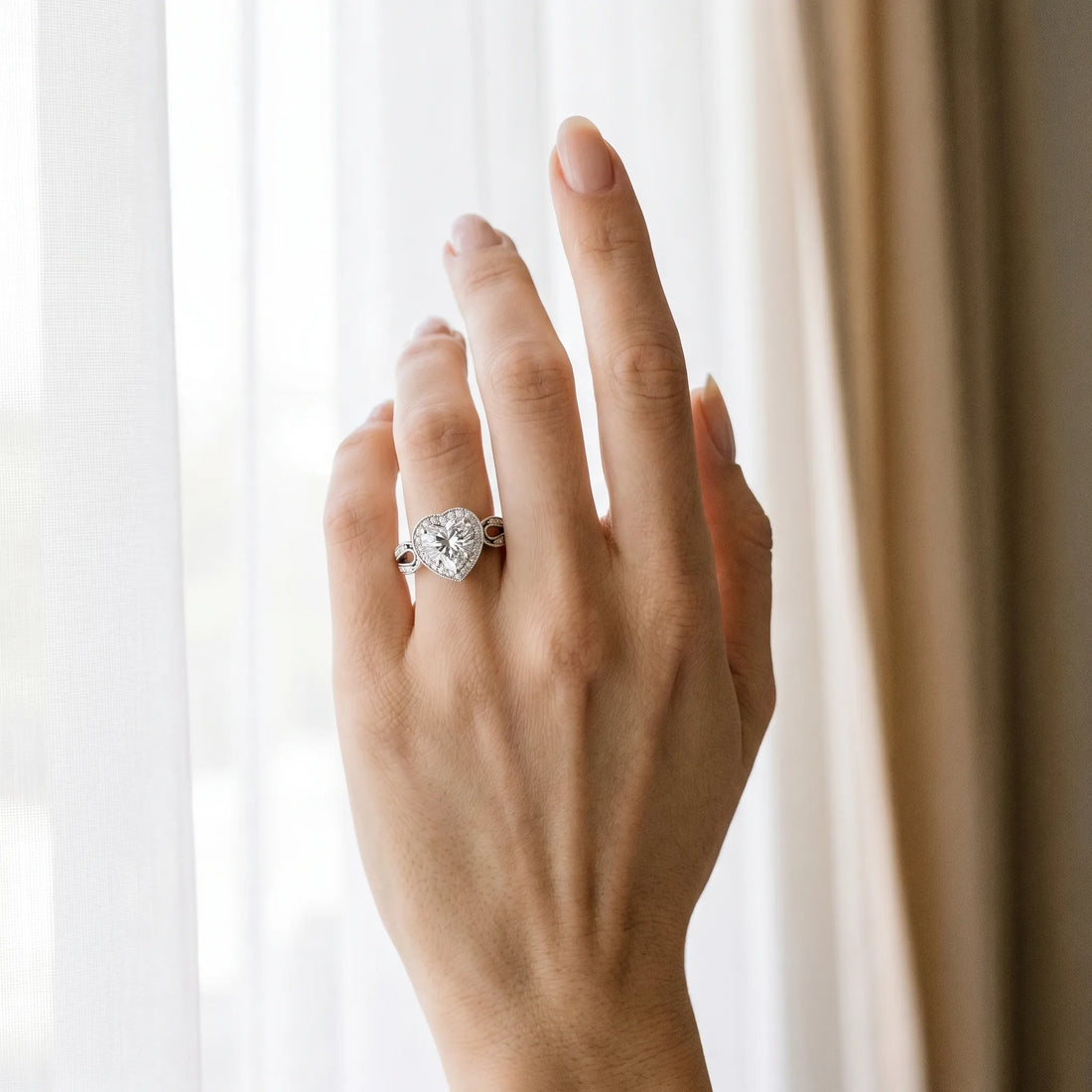 White gold Heart Halo Split Shank Milgrain Diamond Ring_6
