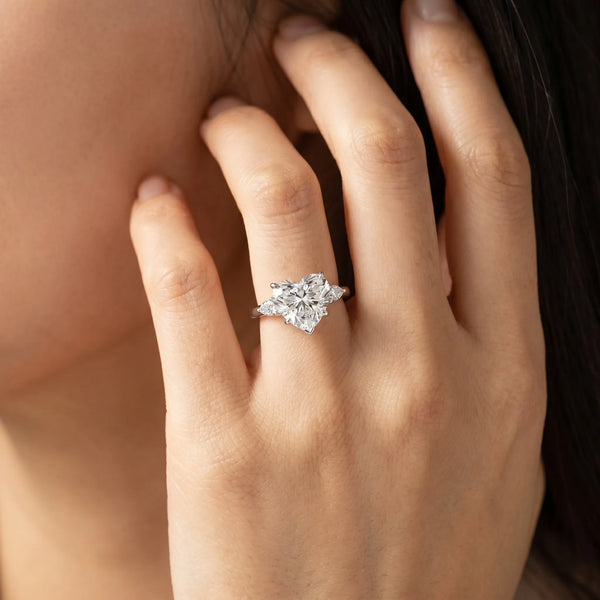 White gold Heart Solitaire Diamond Ring with Thin Band and Four-Prong Setting