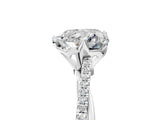 White gold Heart Solitaire Twist Band with Pavé Diamonds and Four-Prong Setting_98