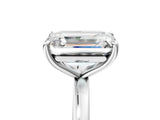 White gold Heart and Emerald Cut Toi Moi Ring with Prong Setting_50