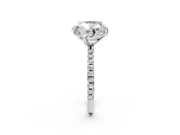 White gold Heart and Princess Toi Moi Ring with Prong Setting and Pave Band