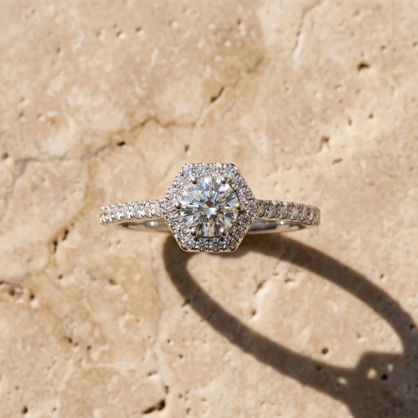 White gold Hexagonal Halo Round Diamond Pavé Band with Four-Prong Setting