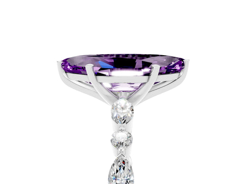 White gold Marquise Cut Amethyst Solitaire with Side Stones on a Pavé Band and Four-Prong Setting_5