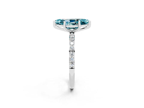 White gold Marquise Cut Diamond Pavé Band with Six-Prong Setting_2