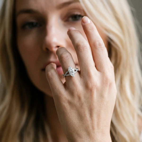 10K White Gold 3.04 Carat F VS1 Marquise Diamond Solitaire Ring with Four-Prong Setting and Twisted Pavé Band