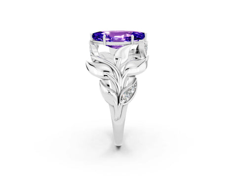 White gold Marquise Cut Solitaire Leaf-Inspired Engagement Ring with Prong Setting_2