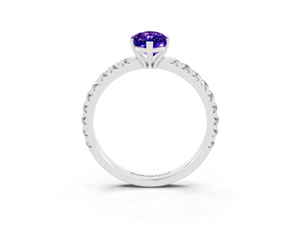 White gold Marquise Cut Tanzanite Pavé Solitaire Engagement Ring with Four-Prong Setting