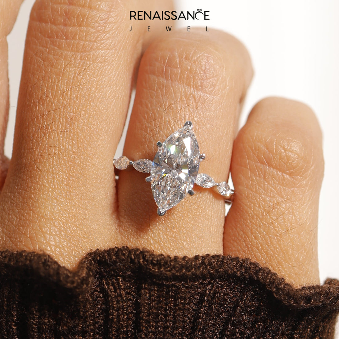 14K White Gold 2.05 Carat E VVS2 Marquise Diamond Ring with Marquise Side Stones and Prong Setting