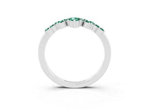 White gold Marquise and Round Green Sapphire Chevron Band with Prong Setting_9